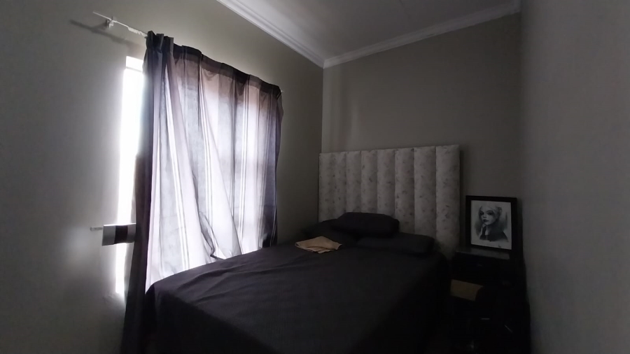 To Let 2 Bedroom Property for Rent in Terra Nova Mpumalanga