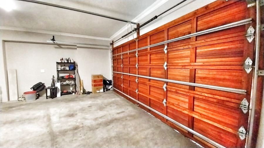 To Let 3 Bedroom Property for Rent in Terra Nova Mpumalanga