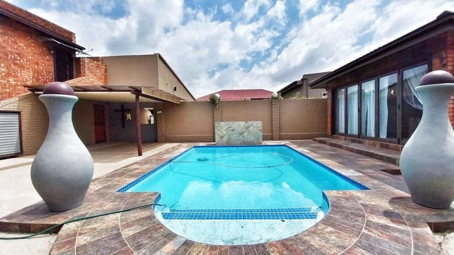 10 Bedroom Property for Sale in Secunda Mpumalanga
