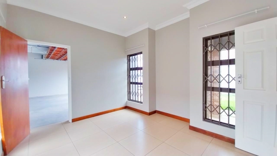 To Let 3 Bedroom Property for Rent in Terra Nova Mpumalanga