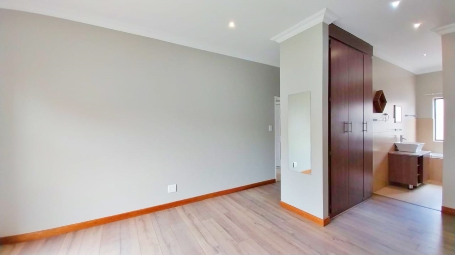 To Let 3 Bedroom Property for Rent in Terra Nova Mpumalanga