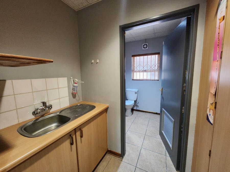 To Let commercial Property for Rent in Sonheuwel Mpumalanga