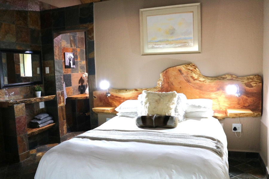 4 Bedroom Property for Sale in Marloth Park Mpumalanga