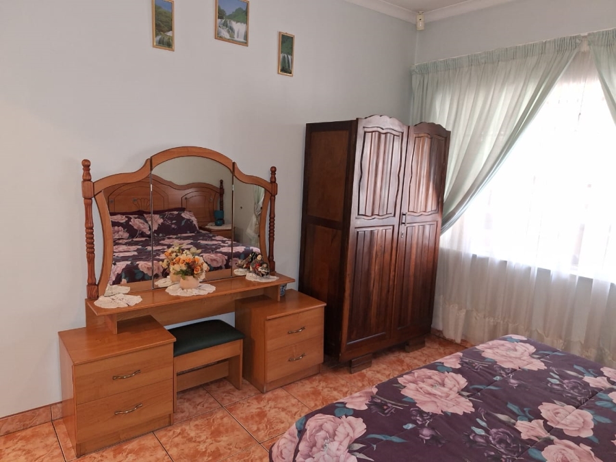 5 Bedroom Property for Sale in Duvha Park Mpumalanga