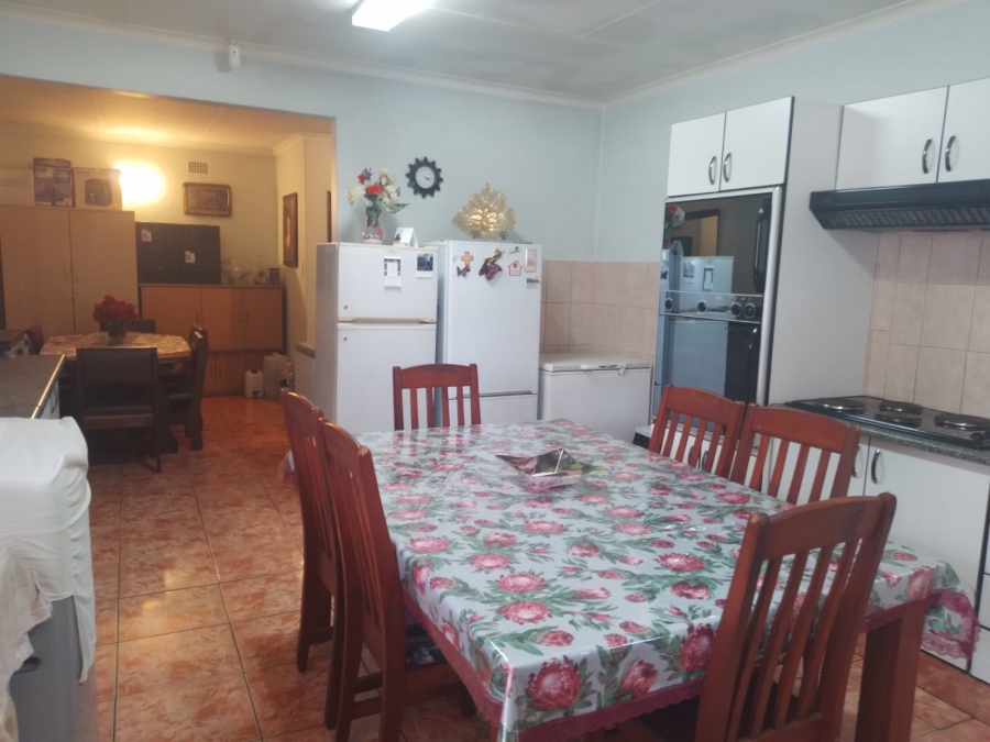 5 Bedroom Property for Sale in Duvha Park Mpumalanga