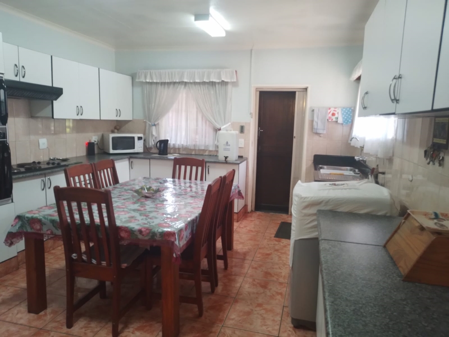 5 Bedroom Property for Sale in Duvha Park Mpumalanga