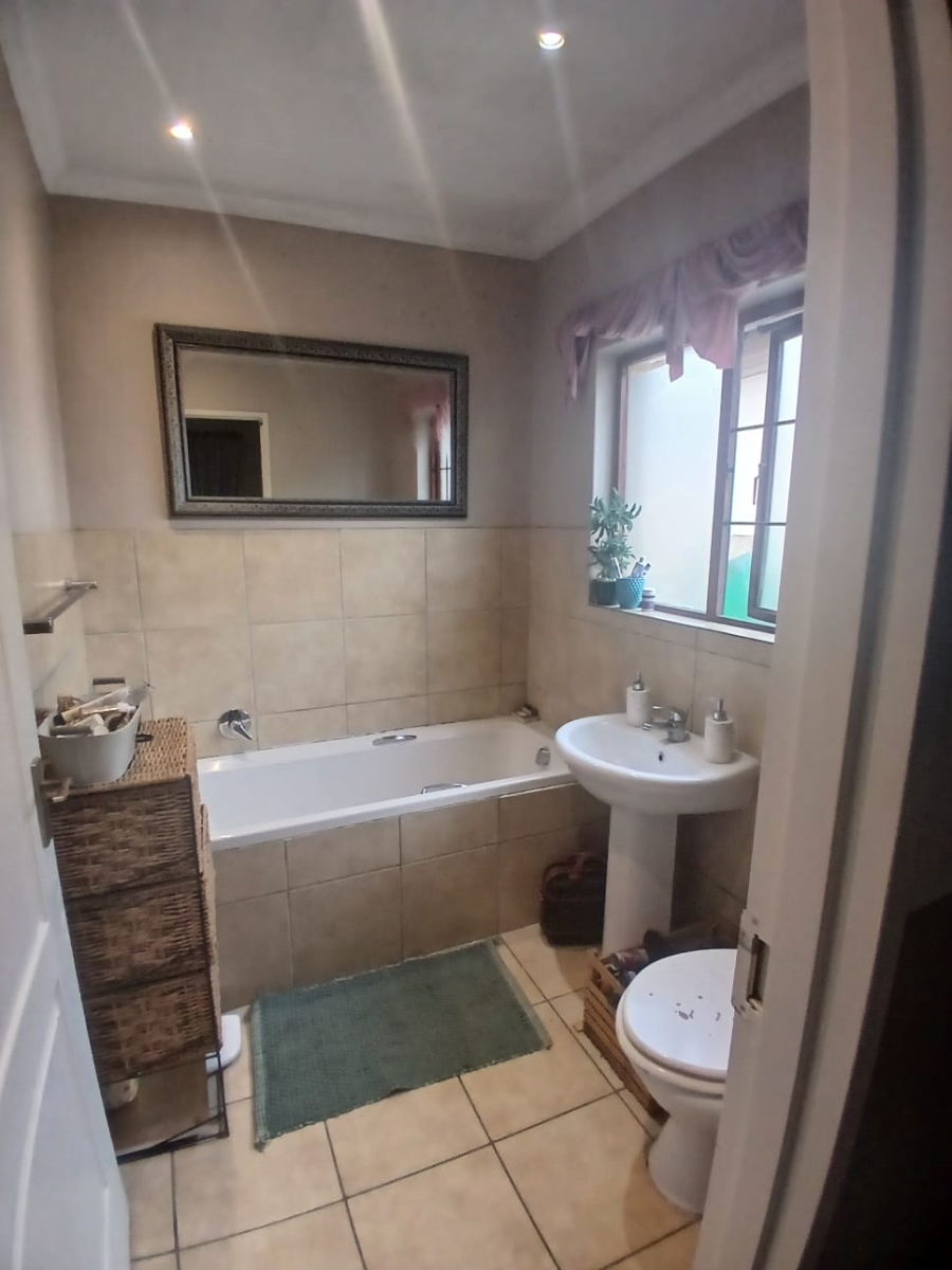 3 Bedroom Property for Sale in Reyno Ridge Mpumalanga