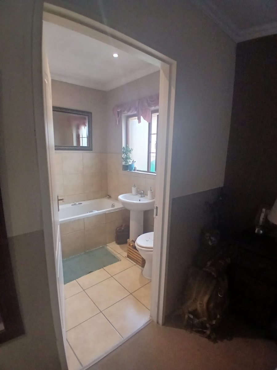 3 Bedroom Property for Sale in Reyno Ridge Mpumalanga