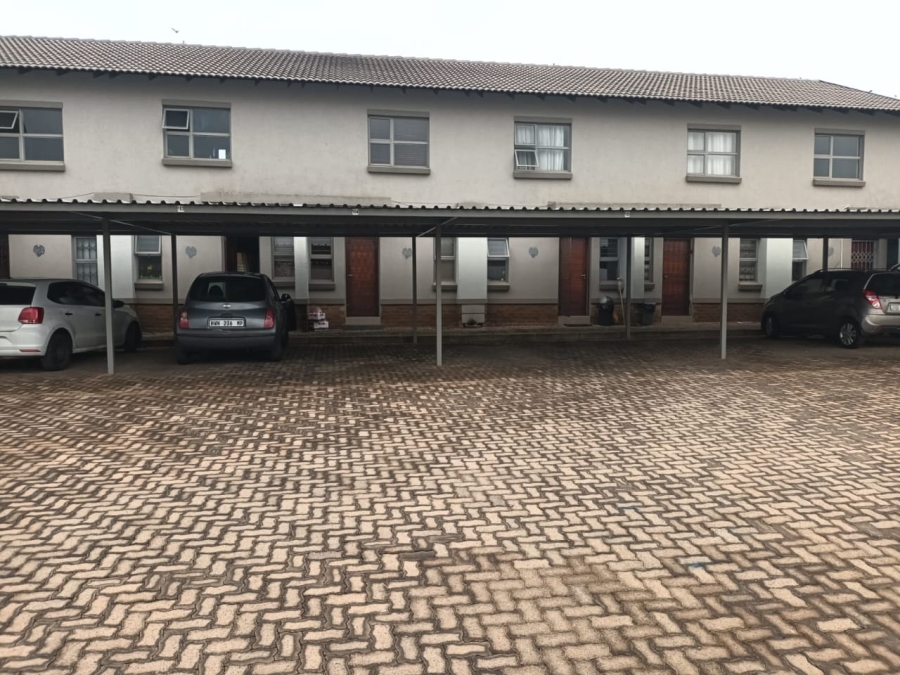 2 Bedroom Property for Sale in Dixon A H Mpumalanga