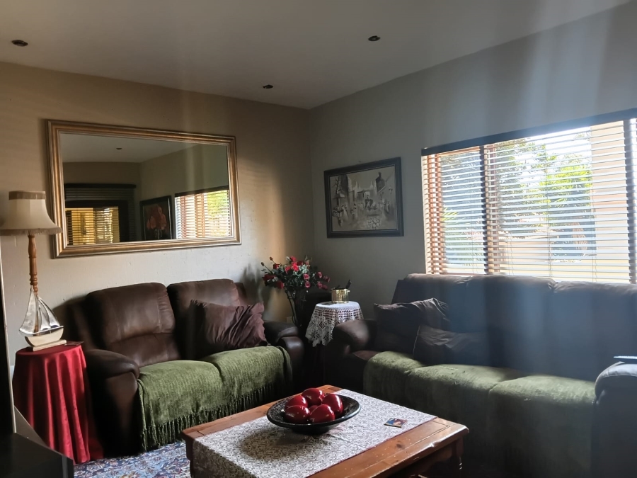 3 Bedroom Property for Sale in Reyno Ridge Mpumalanga