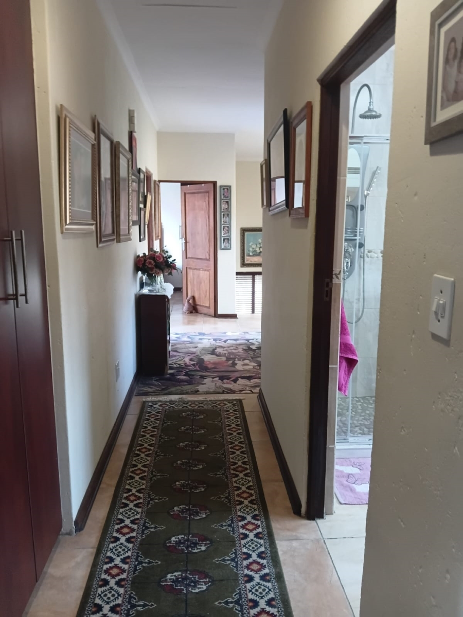 3 Bedroom Property for Sale in Reyno Ridge Mpumalanga