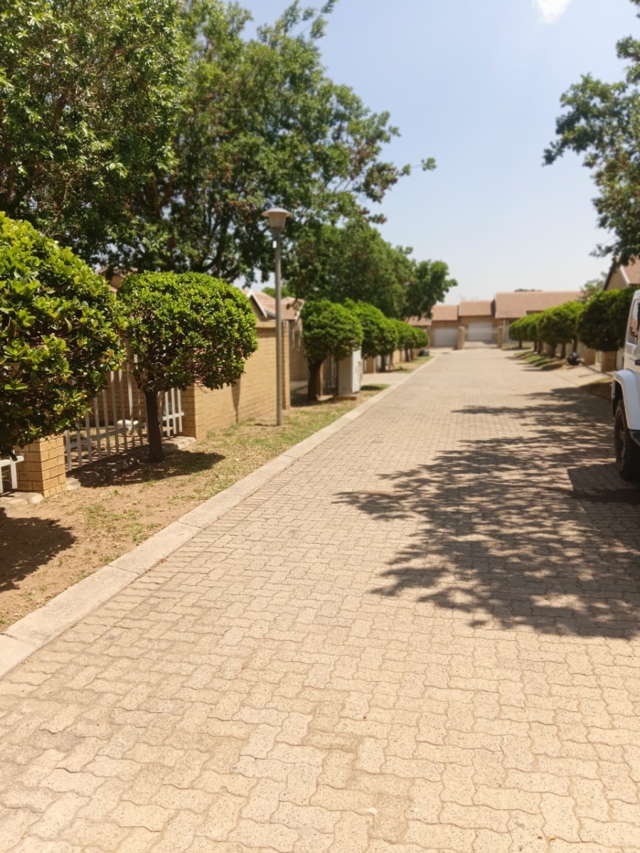 2 Bedroom Property for Sale in South View Mpumalanga