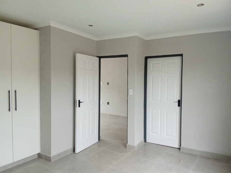 To Let 1 Bedroom Property for Rent in Msholozi Mpumalanga