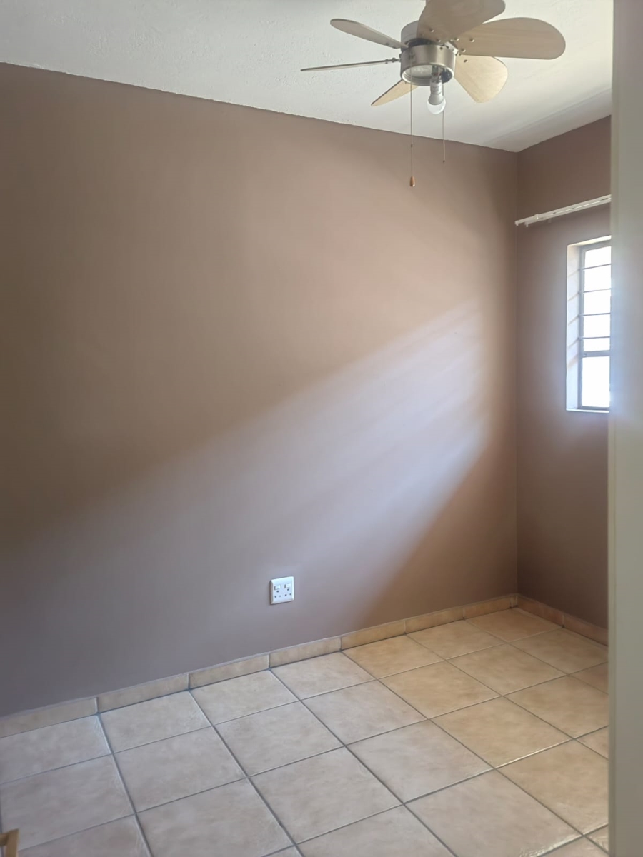 To Let 2 Bedroom Property for Rent in Nelspruit Mpumalanga