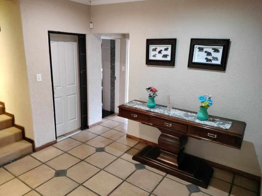 To Let 4 Bedroom Property for Rent in Steiltes Mpumalanga