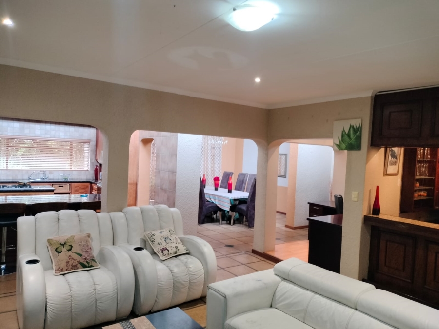 To Let 4 Bedroom Property for Rent in Steiltes Mpumalanga