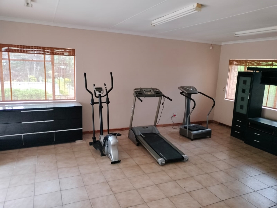 To Let 4 Bedroom Property for Rent in Steiltes Mpumalanga