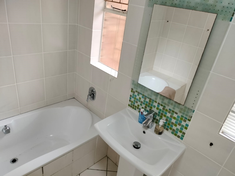 To Let 4 Bedroom Property for Rent in Steiltes Mpumalanga