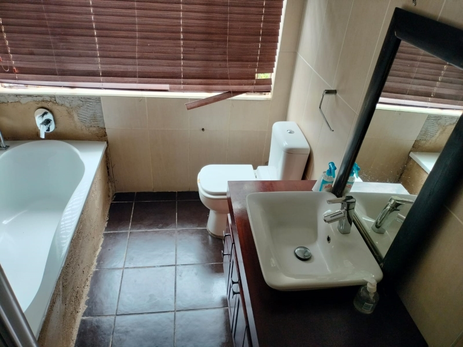 To Let 4 Bedroom Property for Rent in Steiltes Mpumalanga