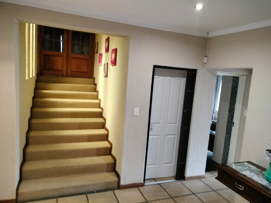 To Let 4 Bedroom Property for Rent in Steiltes Mpumalanga