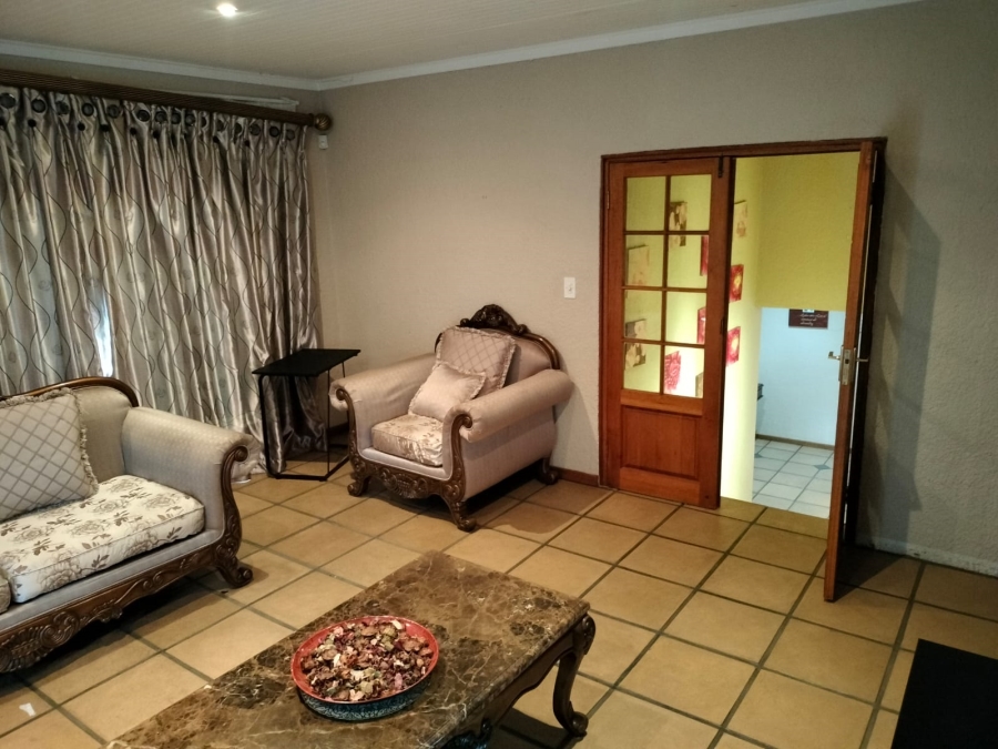 To Let 4 Bedroom Property for Rent in Steiltes Mpumalanga
