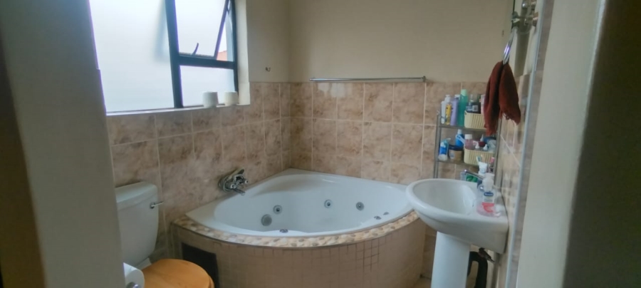 3 Bedroom Property for Sale in Reyno Ridge Mpumalanga