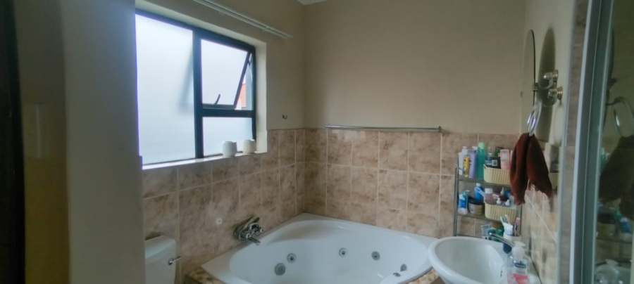 3 Bedroom Property for Sale in Reyno Ridge Mpumalanga