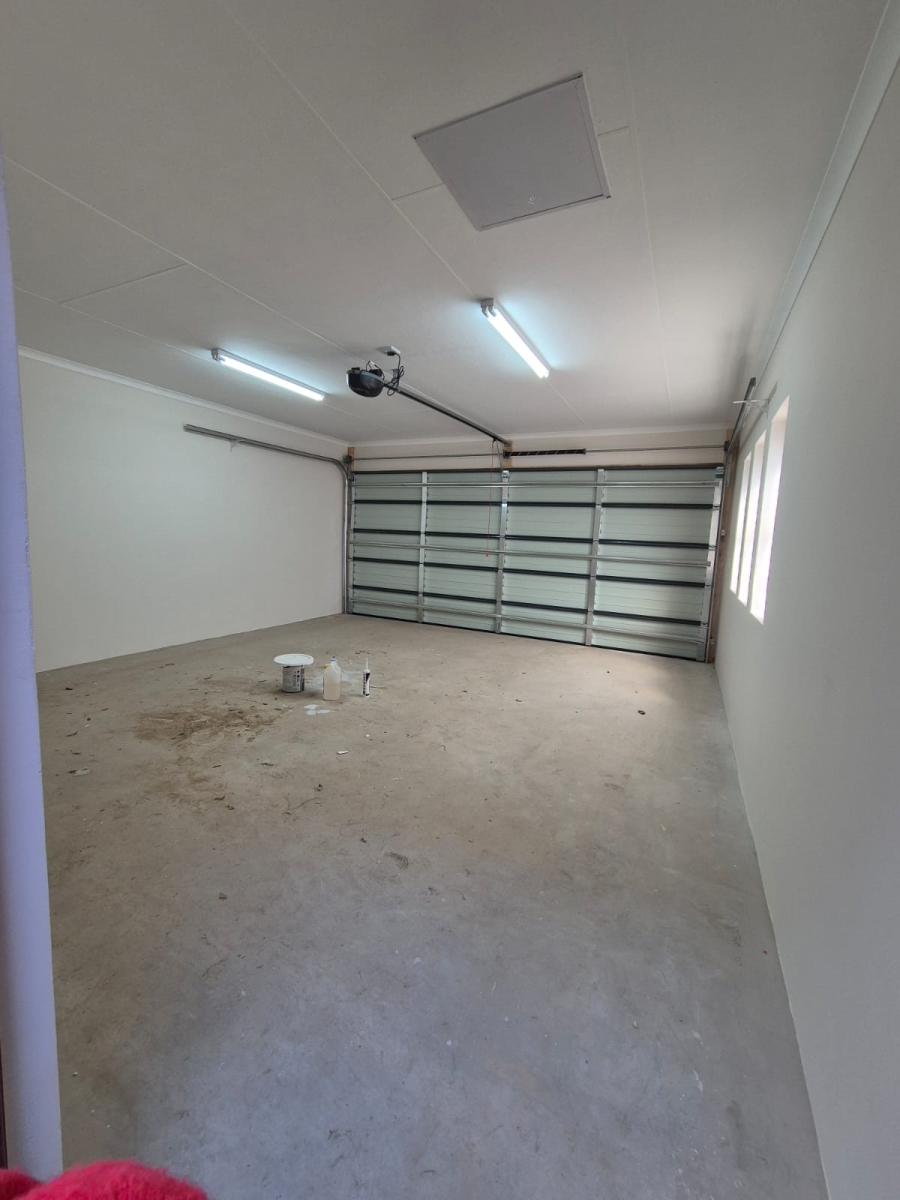 3 Bedroom Property for Sale in Ben Fleur Mpumalanga