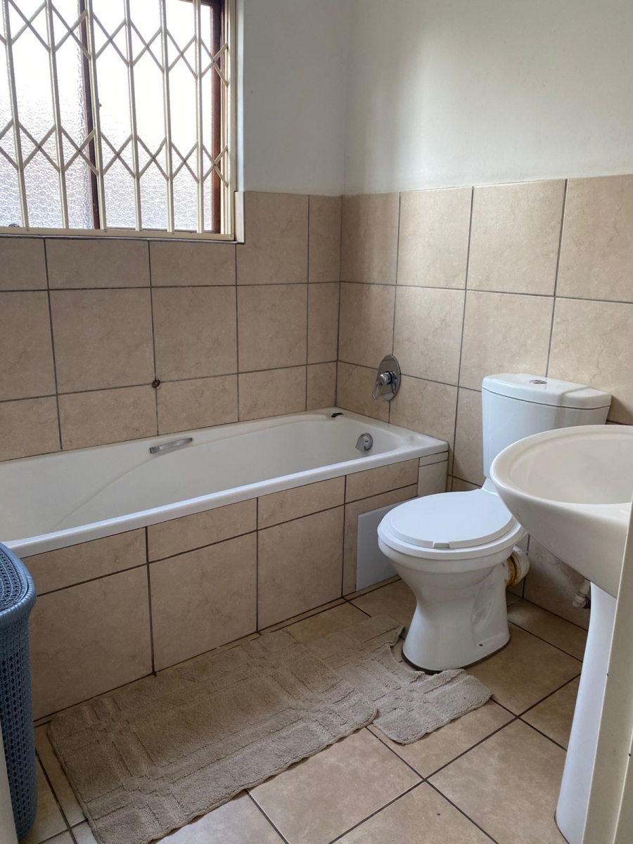 3 Bedroom Property for Sale in Jackaroo A H Mpumalanga