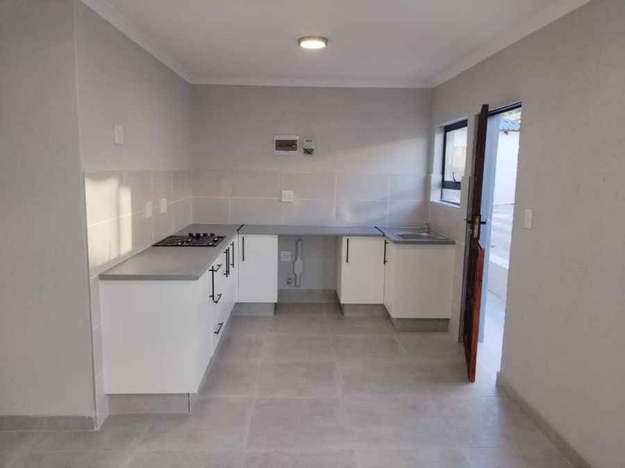 To Let 1 Bedroom Property for Rent in Msholozi Mpumalanga