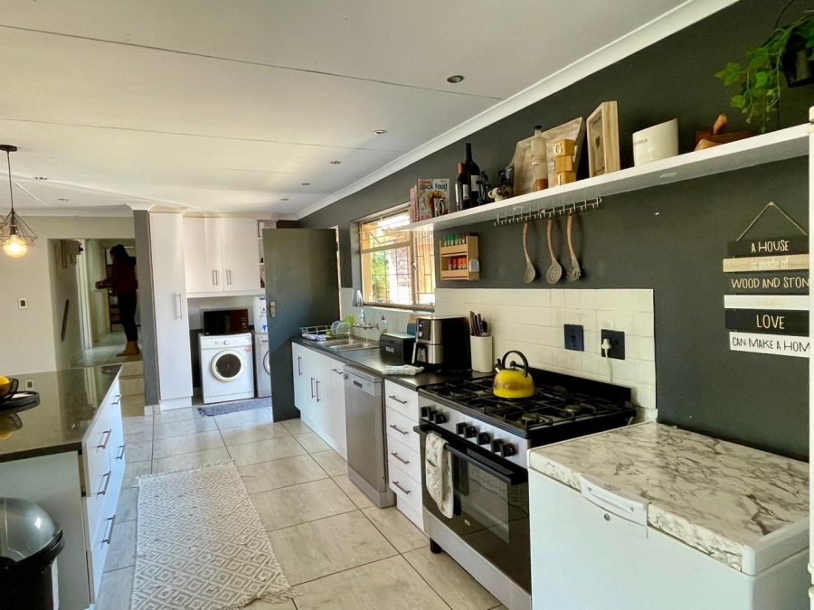 4 Bedroom Property for Sale in Secunda Mpumalanga