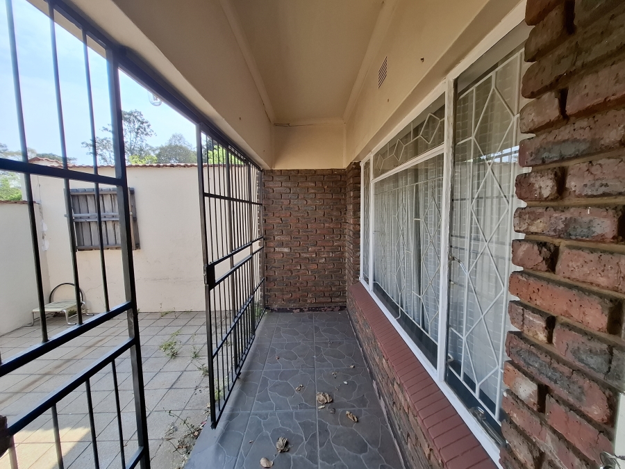 2 Bedroom Property for Sale in Gholfsig Mpumalanga