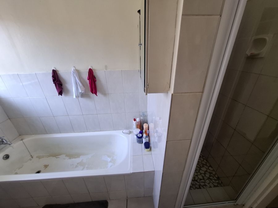 2 Bedroom Property for Sale in Gholfsig Mpumalanga