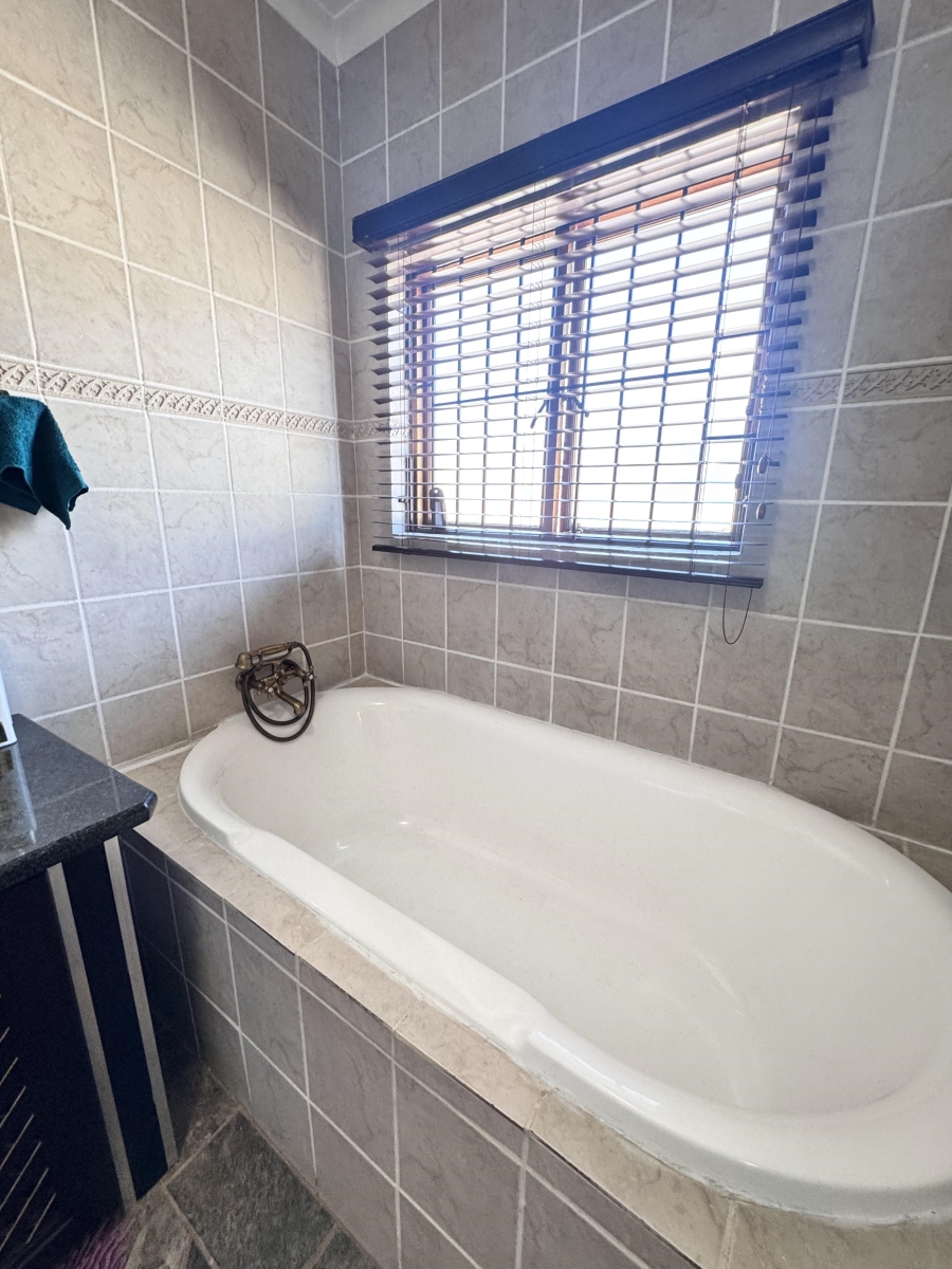 3 Bedroom Property for Sale in Hoeveld Park Mpumalanga