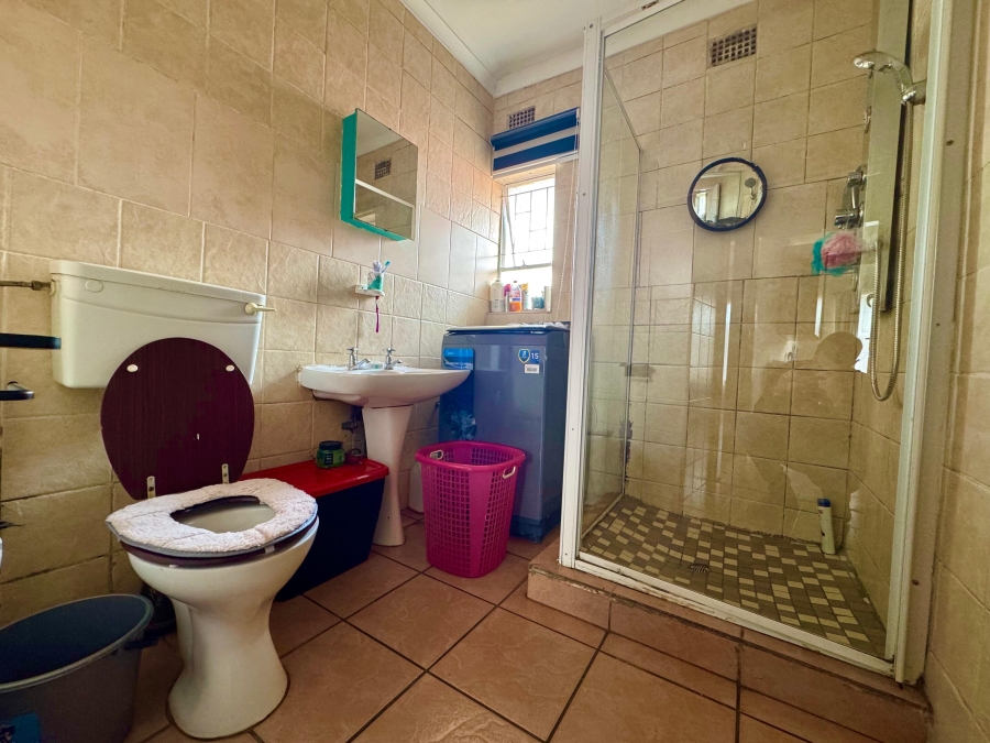 5 Bedroom Property for Sale in Tasbet Park Ext 1 Mpumalanga