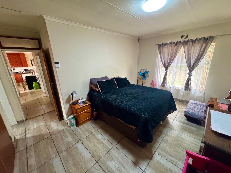5 Bedroom Property for Sale in Tasbet Park Ext 1 Mpumalanga