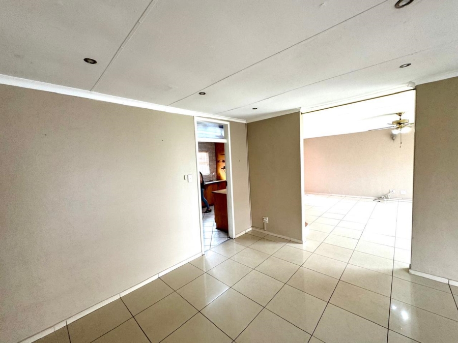 3 Bedroom Property for Sale in Kruinpark Mpumalanga