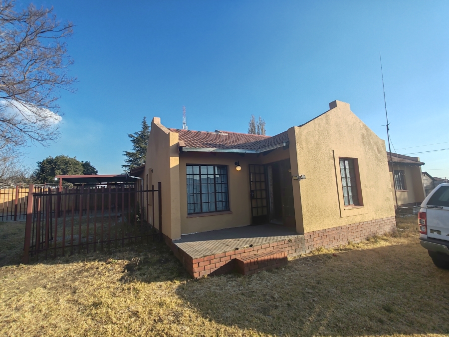 6 Bedroom Property for Sale in Secunda Mpumalanga