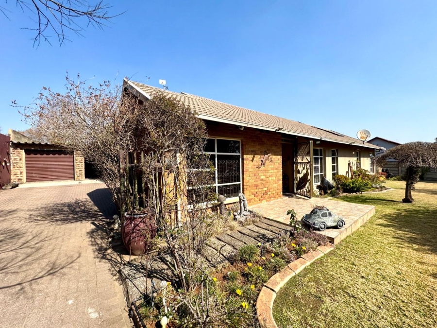 4 Bedroom Property for Sale in Kruinpark Mpumalanga