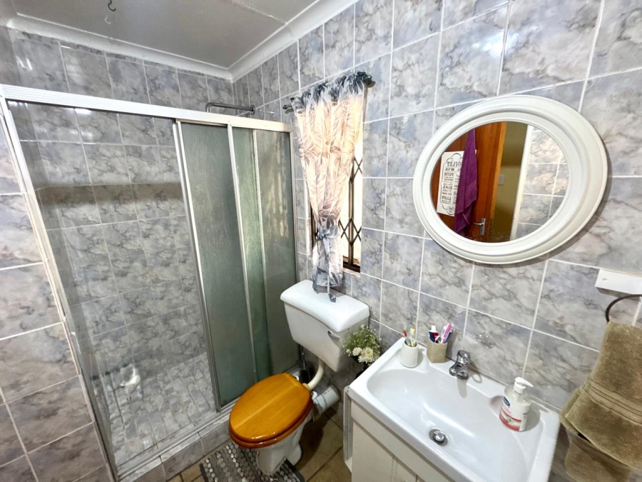 4 Bedroom Property for Sale in Kruinpark Mpumalanga