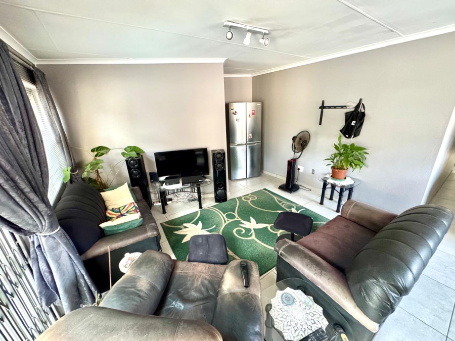 6 Bedroom Property for Sale in Kruinpark Mpumalanga