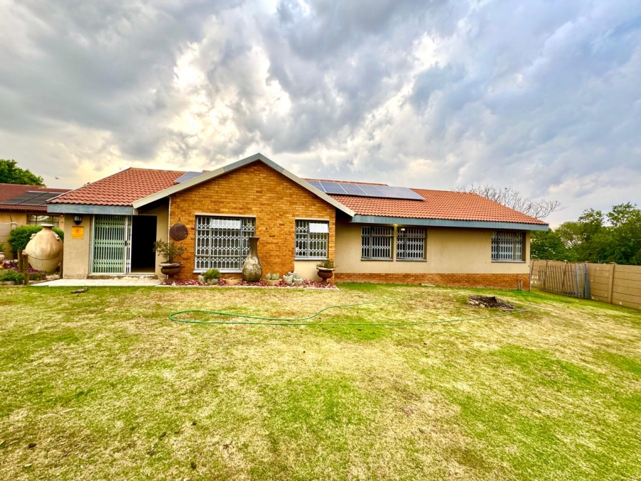 4 Bedroom Property for Sale in Sunset Park Mpumalanga