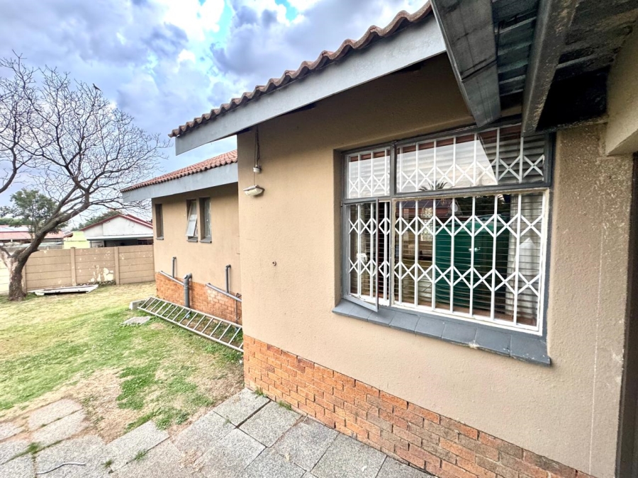 4 Bedroom Property for Sale in Sunset Park Mpumalanga