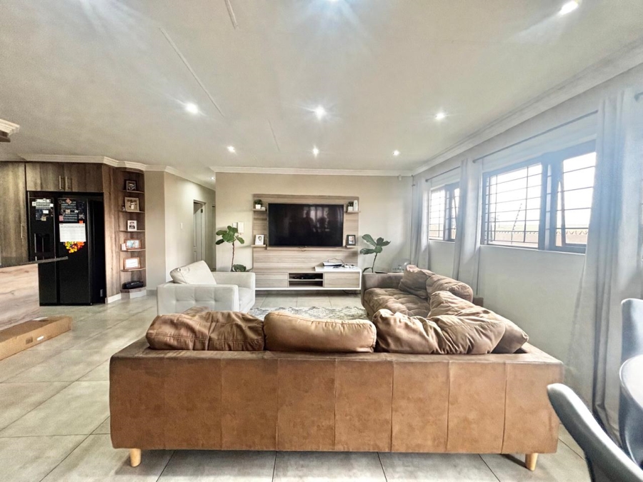 3 Bedroom Property for Sale in Noordrand Mpumalanga