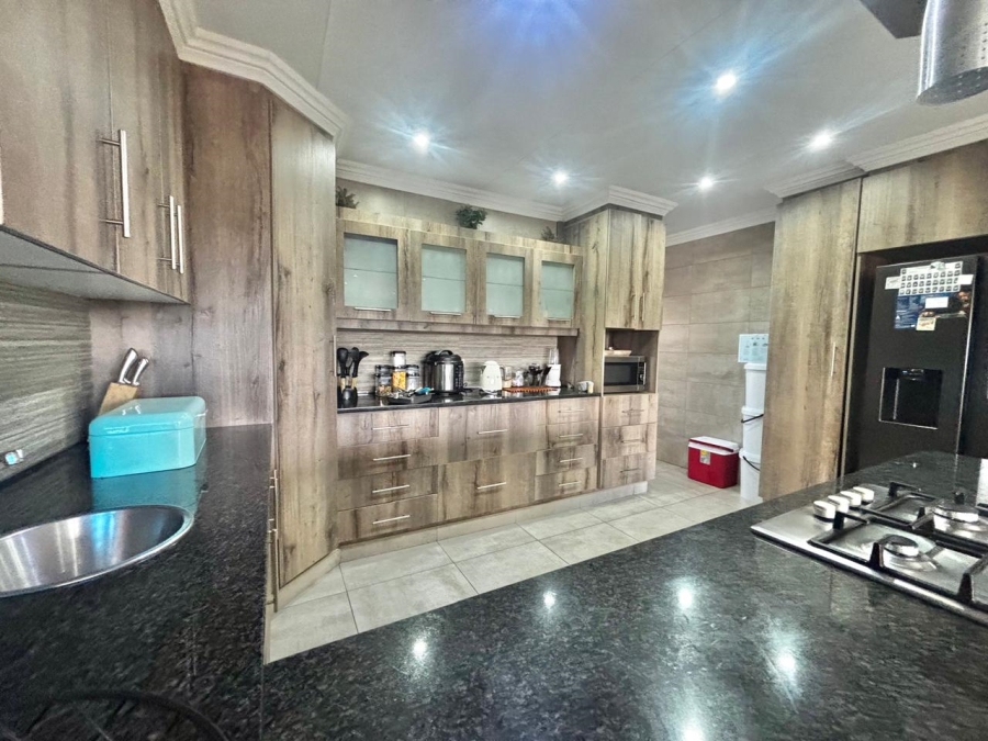 3 Bedroom Property for Sale in Noordrand Mpumalanga