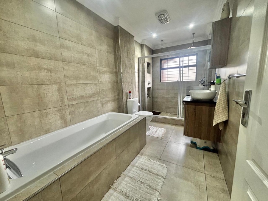 3 Bedroom Property for Sale in Noordrand Mpumalanga