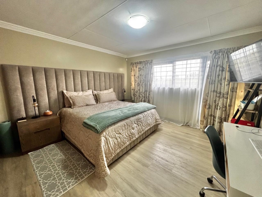 3 Bedroom Property for Sale in Noordrand Mpumalanga