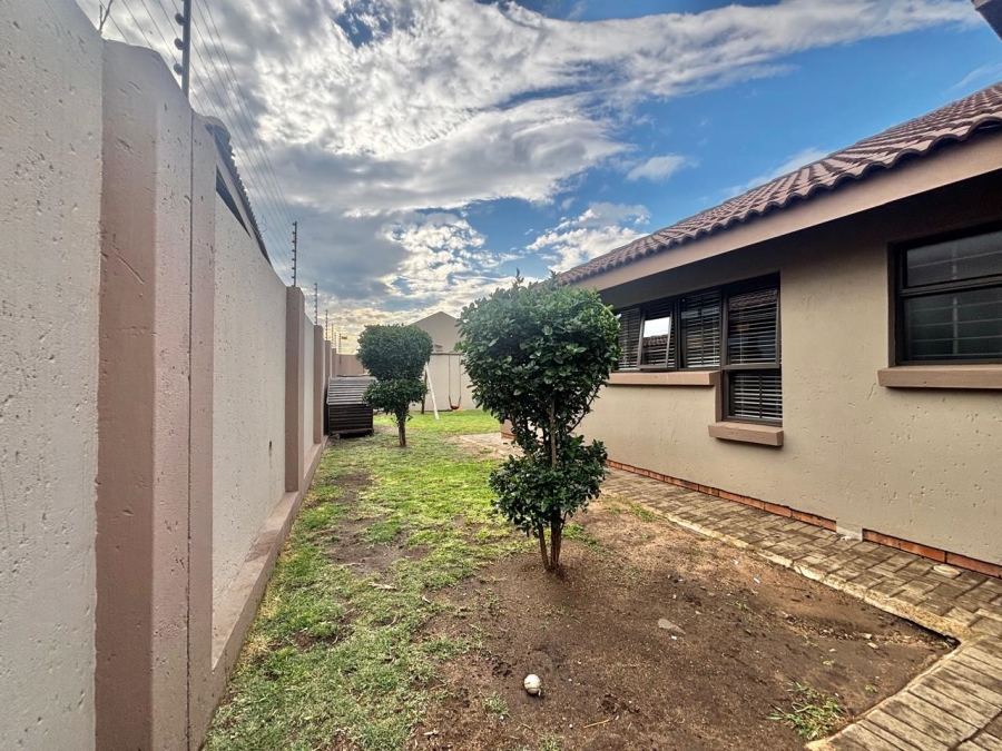3 Bedroom Property for Sale in Noordrand Mpumalanga