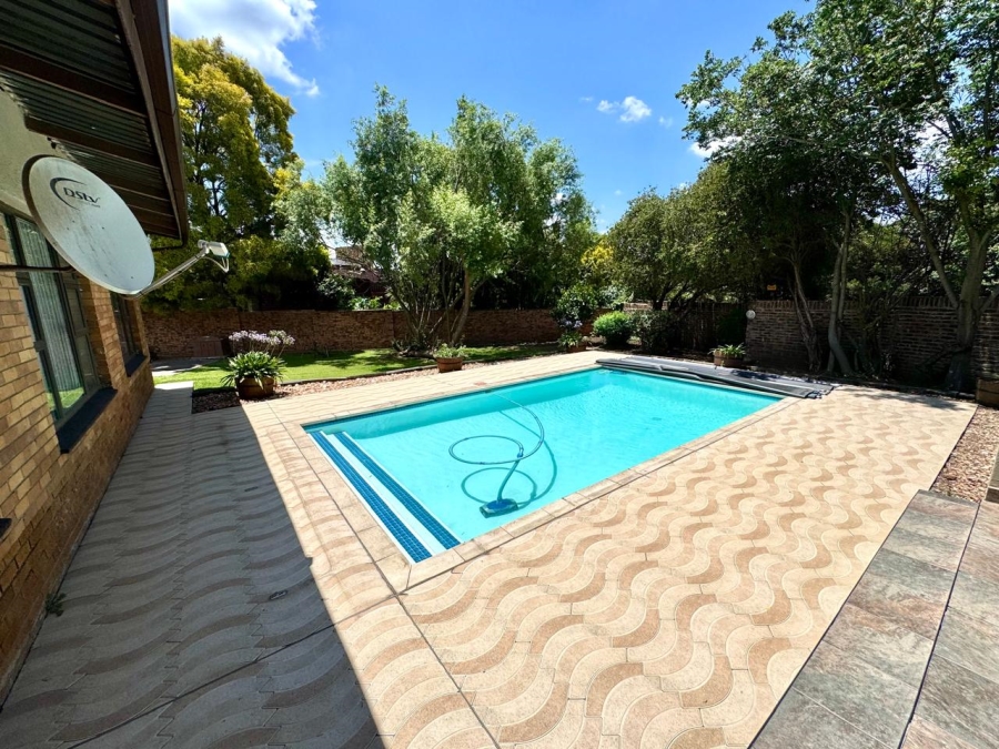 4 Bedroom Property for Sale in Trichardt Mpumalanga