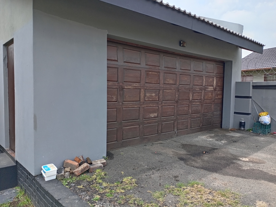 4 Bedroom Property for Sale in Kinross Mpumalanga